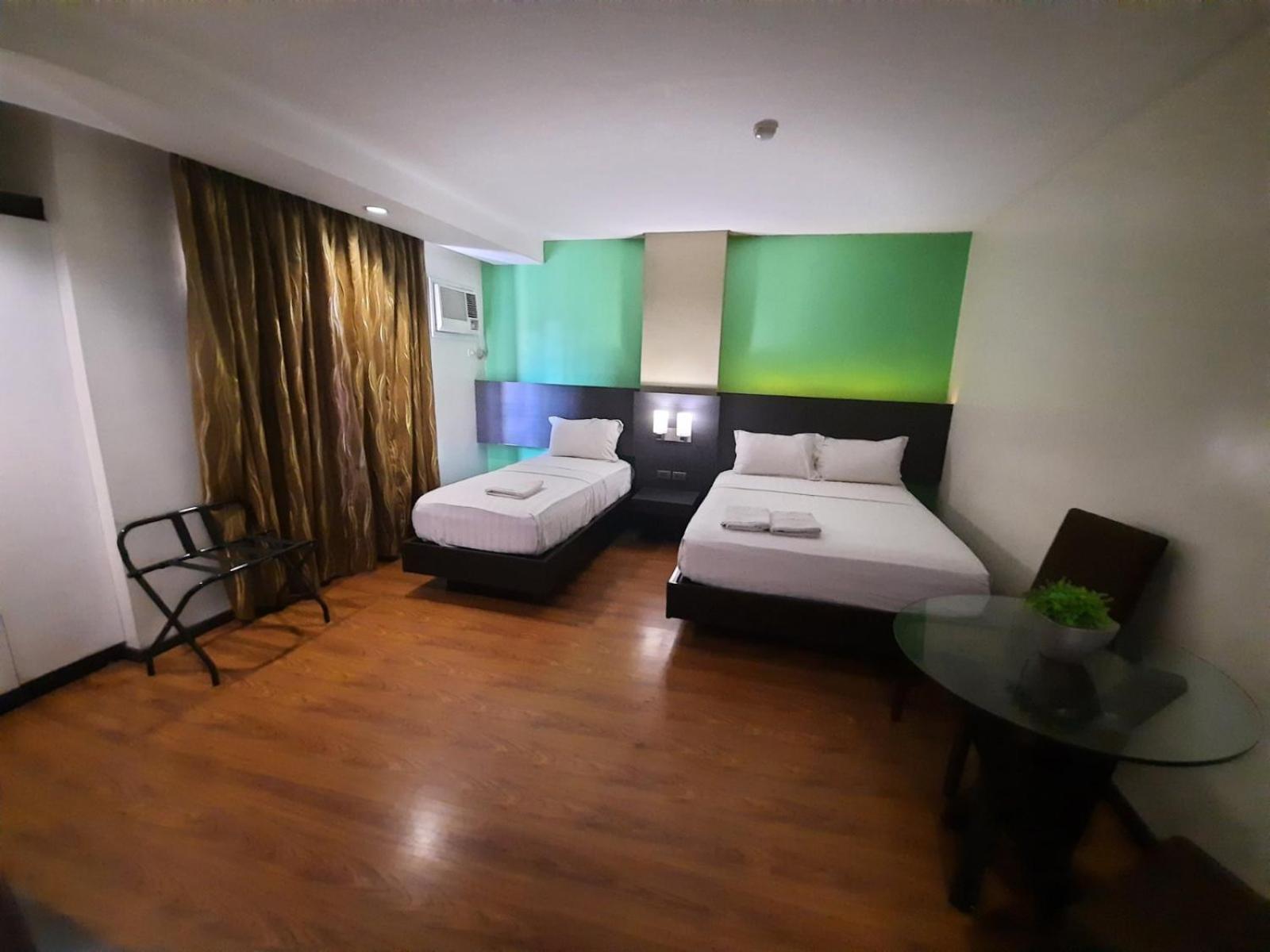 Makati Boutique Hotel Near Naia Airport Terminal 3 Edsa Pasay Cbd Makati City Екстер'єр фото